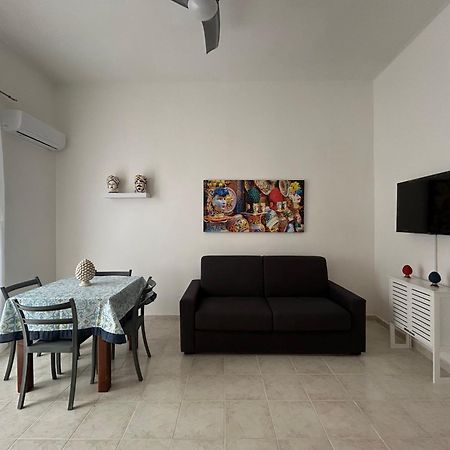 Le Trottole Apartment Palermo Esterno foto
