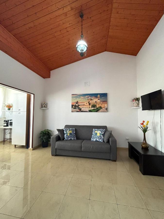 Le Trottole Apartment Palermo Esterno foto